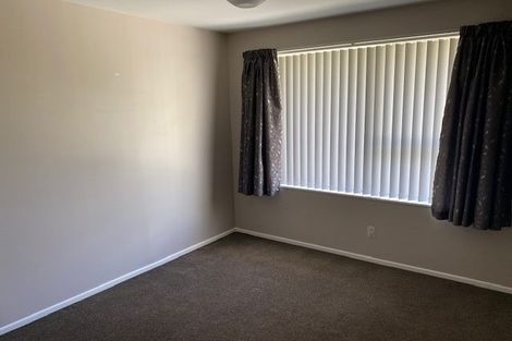 Photo of property in 16a Broadfell Avenue, Avonhead, Christchurch, 8042