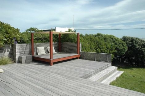 Photo of property in 106 The Parade, Paekakariki, 5034