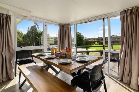 Photo of property in 100 Ranolf Street, Glenholme, Rotorua, 3010