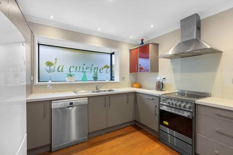 Photo of property in 10 Fuchsia Place, Halswell, Christchurch, 8025