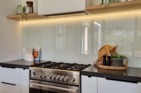 Photo of property in 9 Awanui Crescent, Matakana, Warkworth, 0985