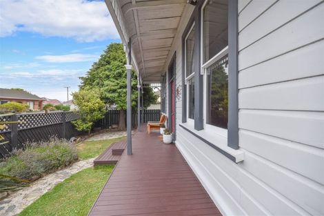 Photo of property in 22 De Carle Street, Saint Kilda, Dunedin, 9012