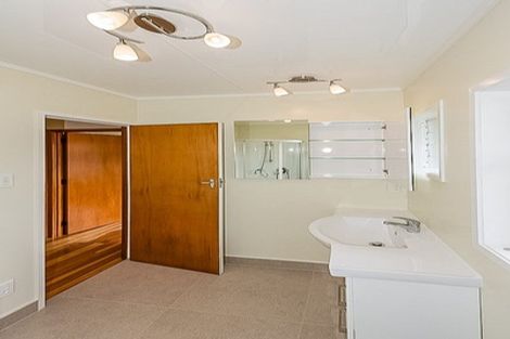Photo of property in 3/28 Bute Road, Browns Bay, Auckland, 0630