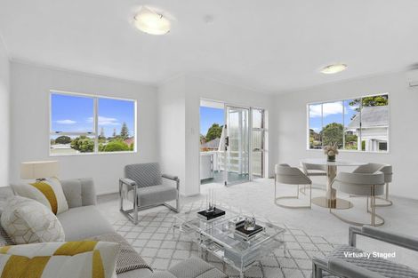 Photo of property in 2/11 Karaka Street, New Lynn, Auckland, 0600