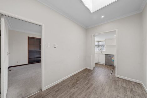 Photo of property in 4 Kenderdine Road, Papatoetoe, Auckland, 2025