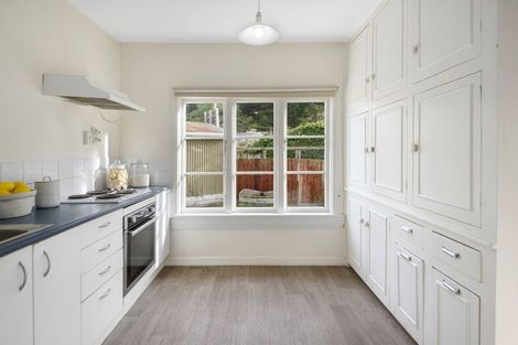 Photo of property in 12 Truro Street, Sumner, Christchurch, 8081