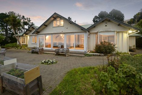 Photo of property in 575 Summit Road, Heathcote Valley, Christchurch, 8081