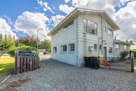 Photo of property in 28 Newcastle Street, Riversdale, 9776