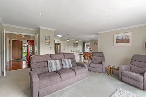 Photo of property in 16 Holden Avenue, Holdens Bay, Rotorua, 3010