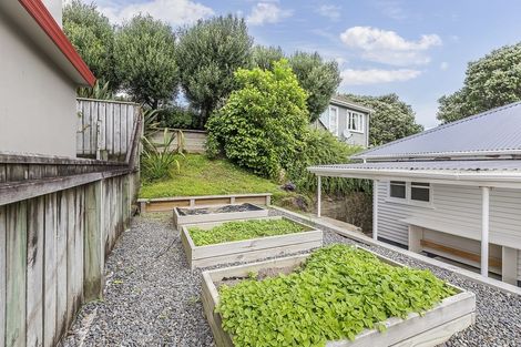 Photo of property in 44 The Drive, Tawa, Wellington, 5028