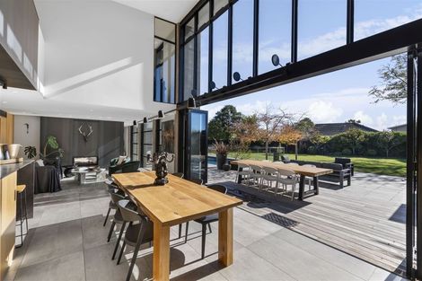 Photo of property in 9 Walnut Avenue, Strowan, Christchurch, 8052