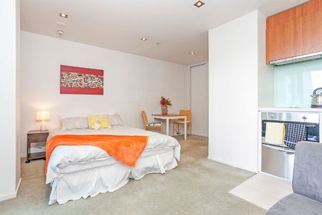 Photo of property in The Docks Apartments, 113/2 Dockside Lane, Auckland Central, Auckland, 1010