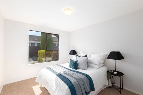 Photo of property in 35 Karnak Crescent, Russley, Christchurch, 8042