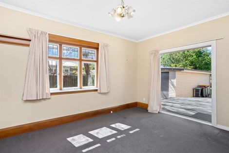 Photo of property in 6 Norwood Street, Beckenham, Christchurch, 8023
