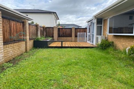 Photo of property in 2/261 Shirley Road, Papatoetoe, Auckland, 2025