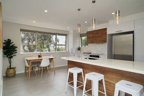 Photo of property in 105 Bay View Road, Moncks Bay, Christchurch, 8081