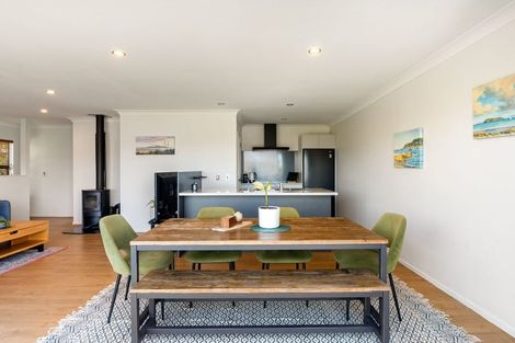 Photo of property in 29b Newport Terrace, Seatoun, Wellington, 6022