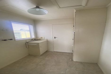 Photo of property in 10 Broadbelt Grove, Levin, 5510