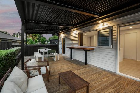 Photo of property in 6a Carey Street, Maeroa, Hamilton, 3200