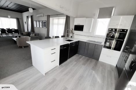 Photo of property in 109 Wellesley Road, Napier South, Napier, 4110