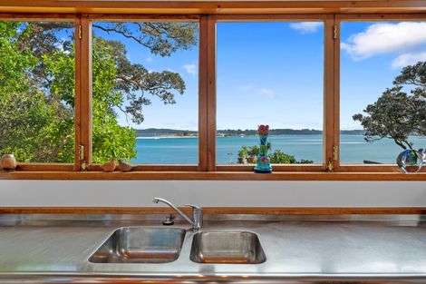 Photo of property in 417 Leigh Road, Whangateau, 0985