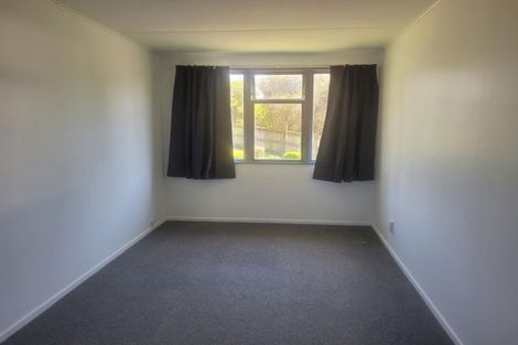 Photo of property in 8 Granby Place, Westown, New Plymouth, 4310