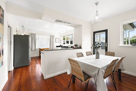 Photo of property in 168 Victoria Street, Cambridge, 3434