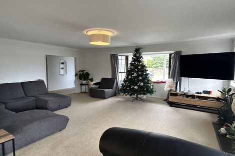 Photo of property in 5 Oriwa Street, Waikanae, 5036