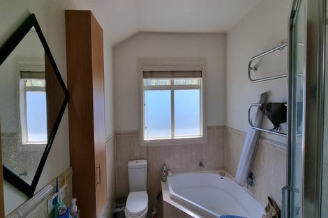 Photo of property in 25a Sycamore Drive, Sunnynook, Auckland, 0620