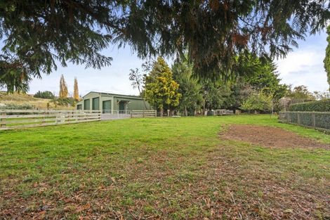 Photo of property in 2 Pukenaua Road, Taihape, 4796