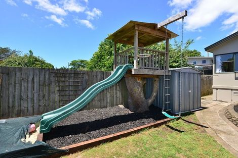 Photo of property in 15 Sundown Avenue, Manly, Whangaparaoa, 0930