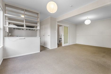 Photo of property in 10 Viking Avenue, Hillsborough, Auckland, 1042