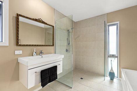 Photo of property in 32 Bell Street, Otane, 4202