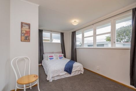 Photo of property in 60 Hinemoa Street, Levin, 5510