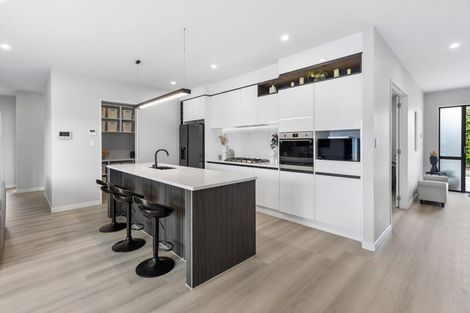 Photo of property in 202 Matua Road, Kumeu, 0810