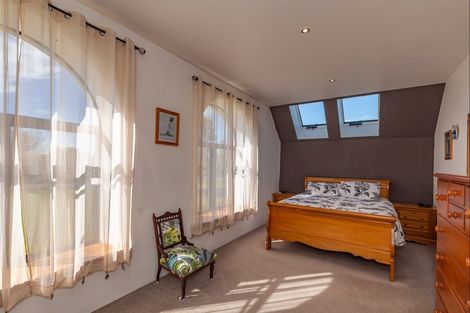 Photo of property in 100 Waihou Road, Levin, 5571