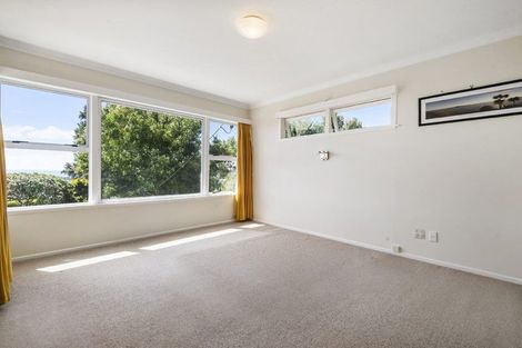 Photo of property in 13 Windsor Place, Windsor Park, Auckland, 0630