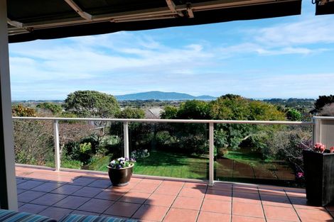 Photo of property in 8 Kotare Street, Waikanae, 5036
