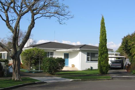 Photo of property in 11 Squires Place, Awapuni, Palmerston North, 4412
