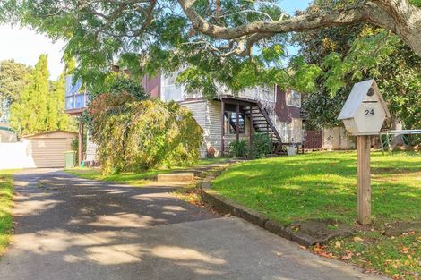 Photo of property in 24 Anarahi Place, Mangere Bridge, Auckland, 2022