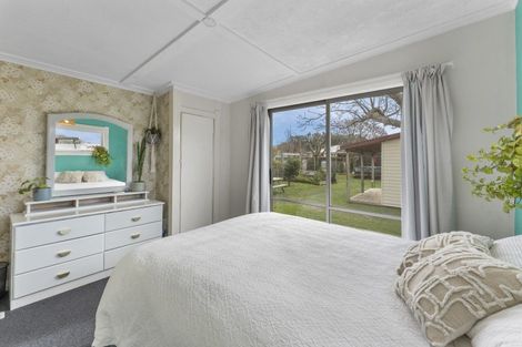 Photo of property in 13 Brook Street, Waiwhetu, Lower Hutt, 5010