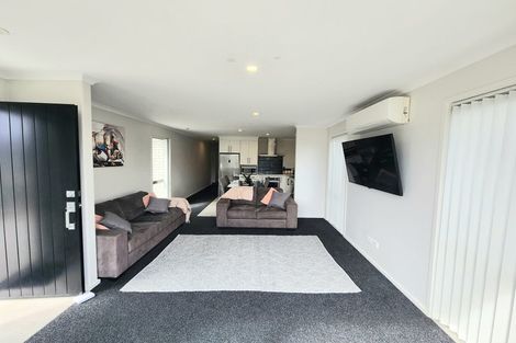 Photo of property in 61 Crown Street, Papamoa, 3118