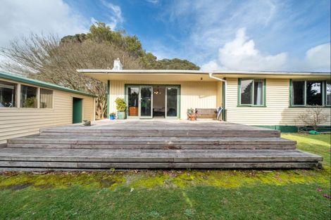 Photo of property in 203 Frankley Road, Frankleigh Park, New Plymouth, 4310