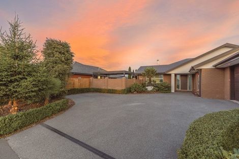 Photo of property in 112 Metehau Street, Marshland, Christchurch, 8083