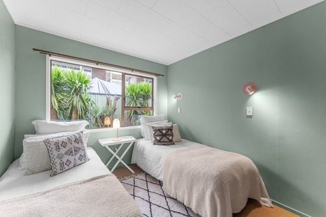 Photo of property in 6 Walnut Grove, Omokoroa, 3114