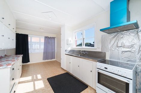 Photo of property in 35 Rangiora Avenue, Roslyn, Palmerston North, 4414