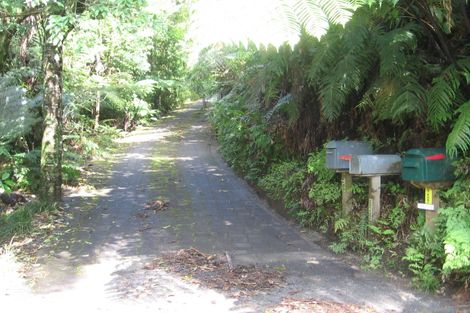 Photo of property in 15 Ridge Road, Lake Okareka, Rotorua, 3076