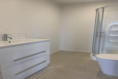 Photo of property in 4/18a Cathie Place, Karori, Wellington, 6012