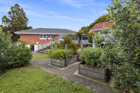 Photo of property in 2 Sunny Bay Road, Matua, Tauranga, 3110
