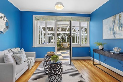 Photo of property in 2 Cluny Avenue, Kelburn, Wellington, 6012